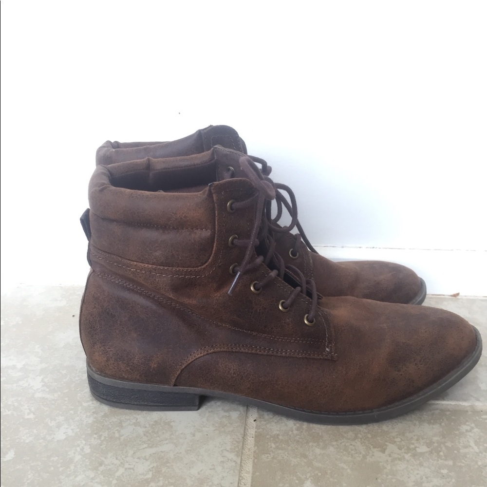 Lace up boots